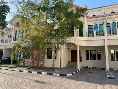 فیلا 6 غرف نوم للايجار في آل نهيان، أبوظبي - فیلا في آل نهيان 6 غرف 280000 درهم - 11957511