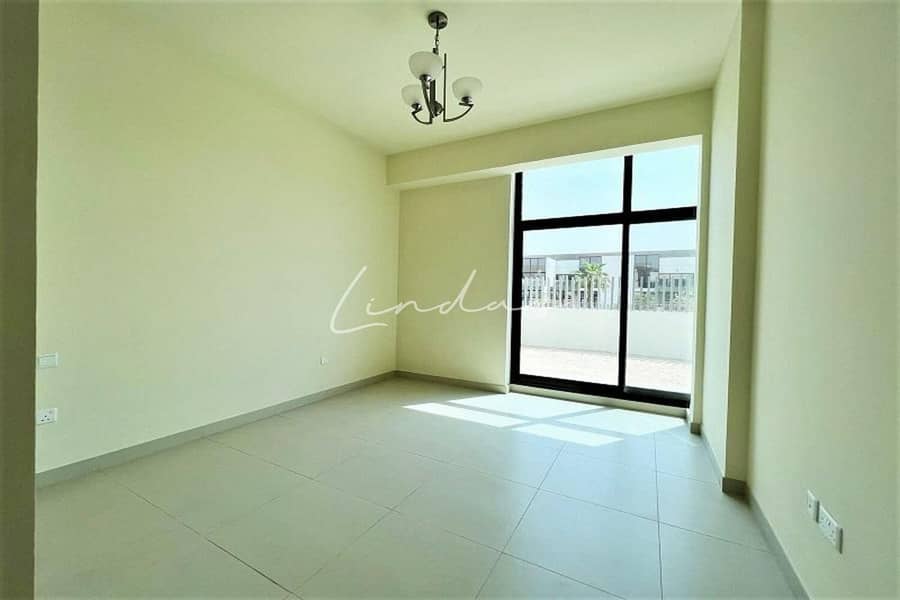 Luxurious 4 BR Villa | Private Garden | Gated Luxurious 4 BR Villa | Private Garden | Gated