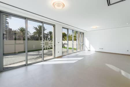4 Bedroom Villa for Rent in Dubai Hills Estate, Dubai - Huge Plot | Vacant | Prime Location