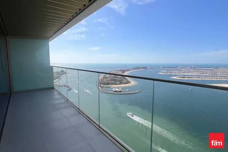 3 Bedroom Flat for Rent in Dubai Harbour, Dubai - High Floor Beachfront Apartment Emaar Beachfront