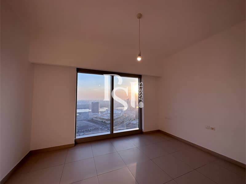 7 Gate tower -3Bedroom maid, reem island (18). jpg