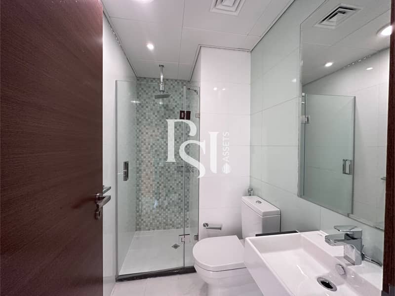 14 Gate tower -3Bedroom maid, reem island (17). jpg
