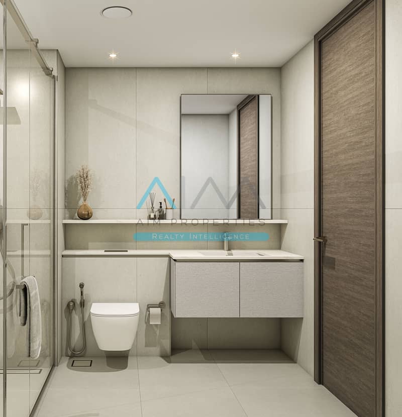 4 Bathroom. jpg