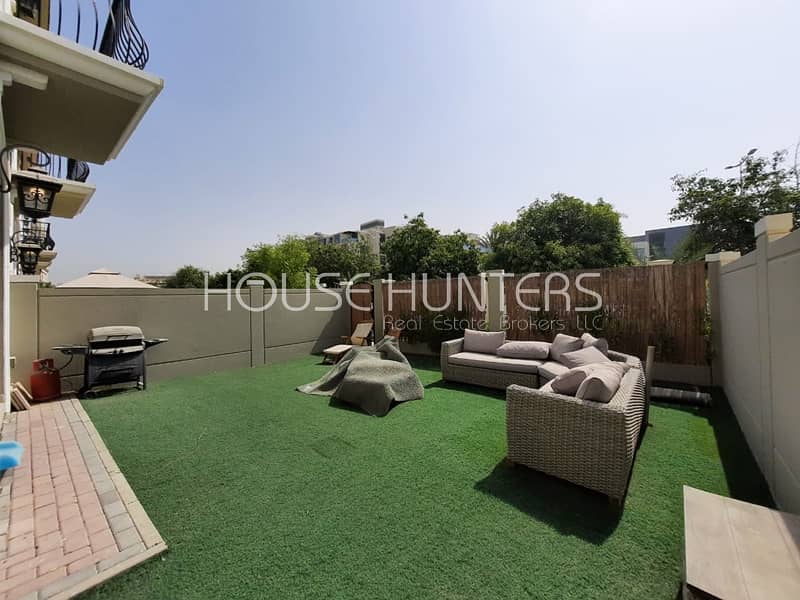 Start August | SIngle Row | Spacious Unit