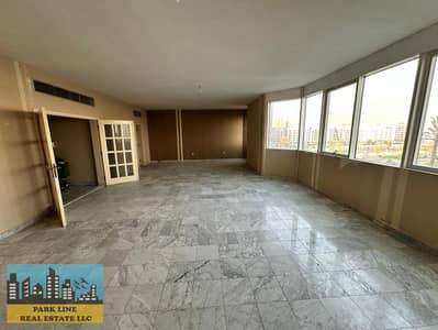 4 Bedroom Flat for Rent in Al Khalidiyah, Abu Dhabi - 76c53934-4be5-45e1-83cd-77b4e04976e2. jpg