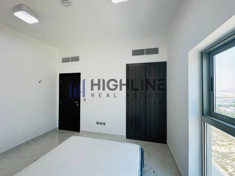 4 Time-01-1BR915Furnished-02. jpeg