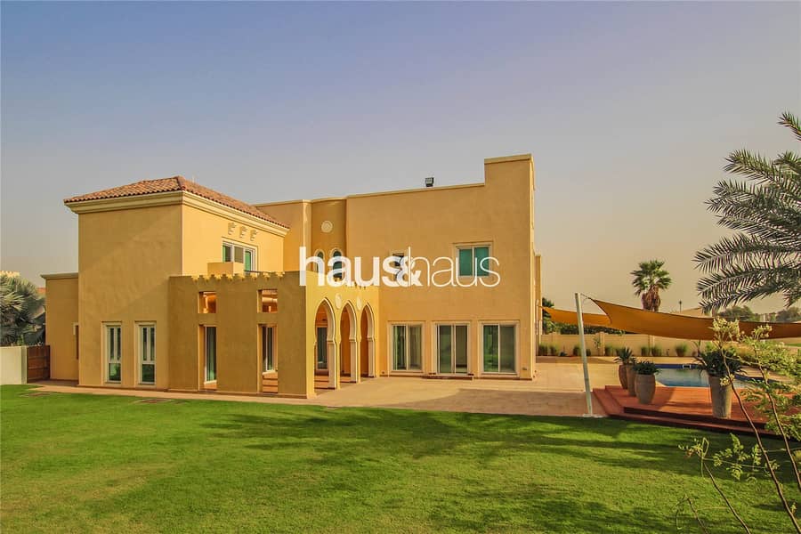 位于迪拜体育城,胜利山庄,卡门住宅综合体 6 卧室的别墅 26000000 AED - 11961076 位于迪拜体育城,胜利山庄,卡门住宅综合体 6 卧室的别墅 26000000 AED - 11961076
