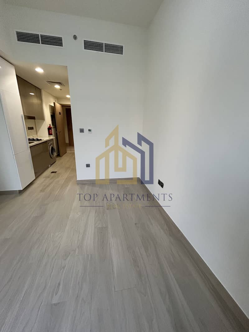4 Azizi Riviera 32-612.2. jpg