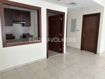 2 Bedroom Apartment for Rent in Business Bay, Dubai - High Floor | Spacious Layout | Prime Location