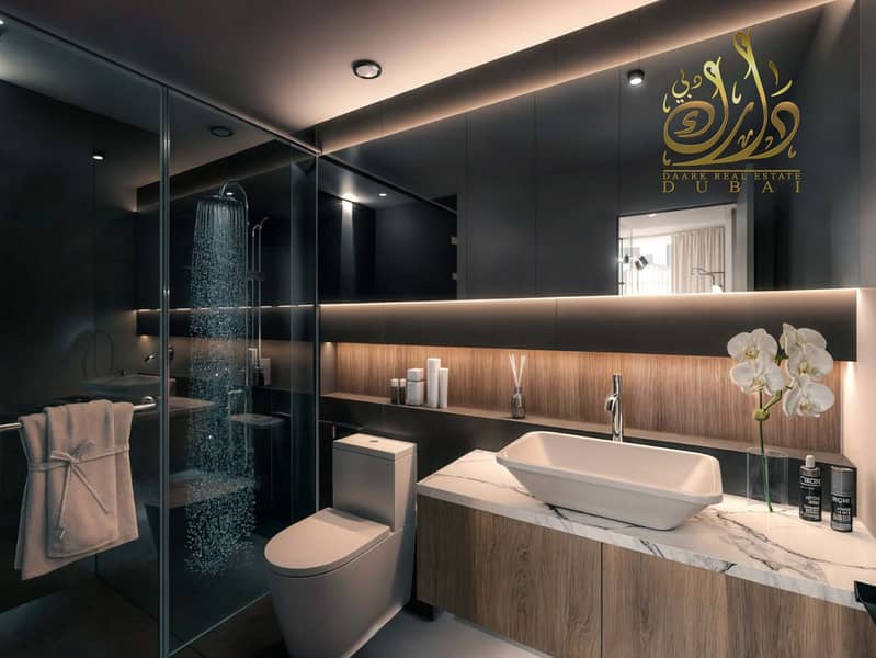 17 Bathroom-1-scaled. jpg