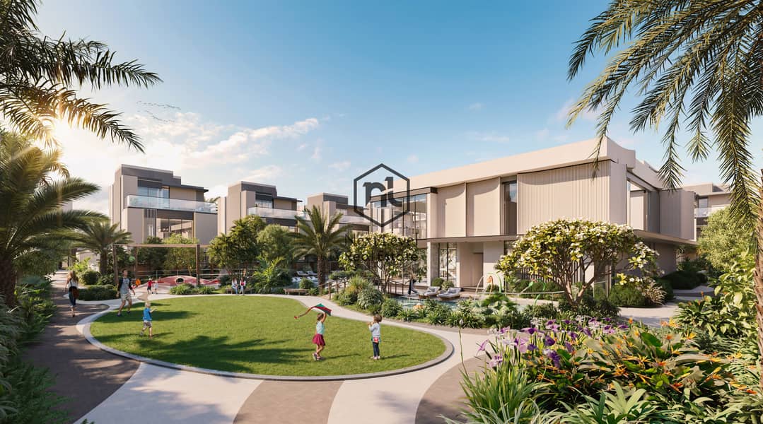 9 The Watercrest - open lawn area. jpeg