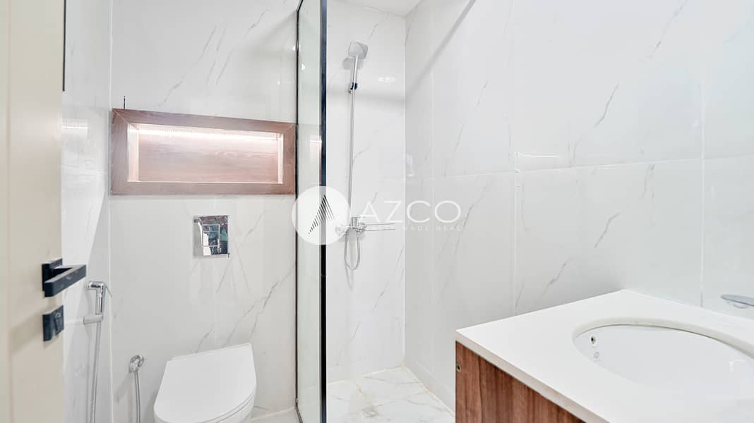 10 AZCO REAL ESTATE-9. jpg