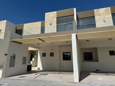 4 Bedroom Townhouse for Sale in Mohammed Bin Rashid City, Dubai - Single Row | Eli Saab Branded | Vacant !!