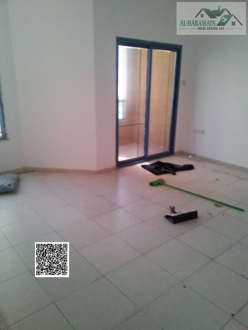 9 Master Bedroom. jpg