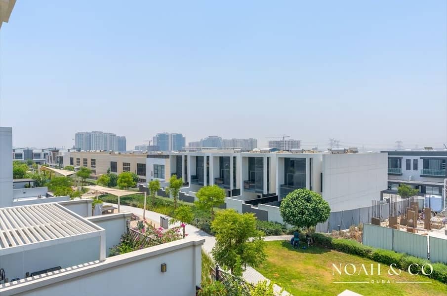 Spacious 3 BR+Maids | Corner Unit  | Ready to Move