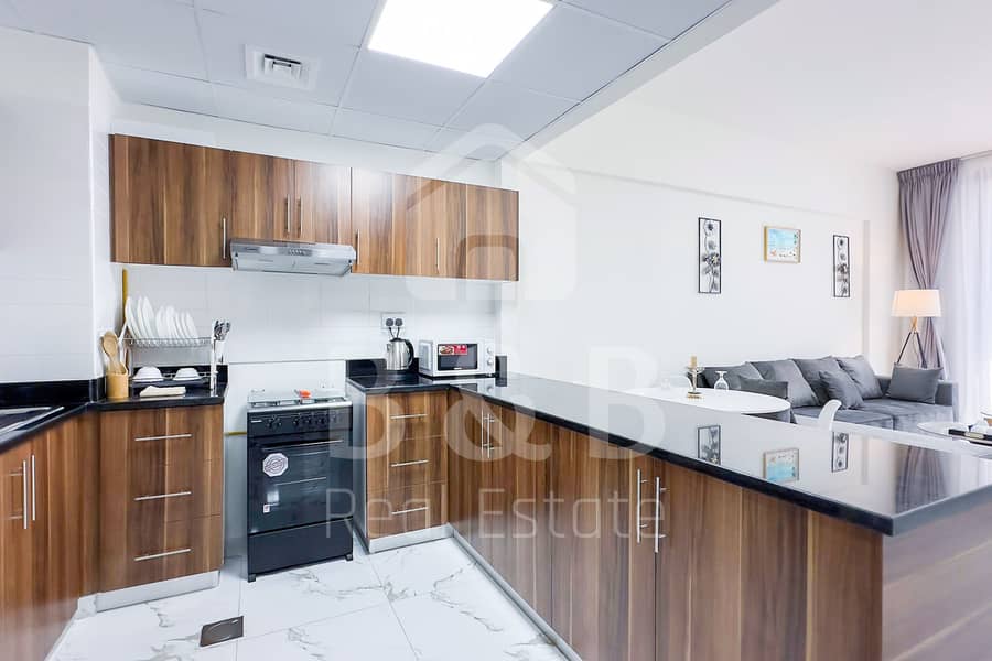 3 Marina-I-1BR-furn-2. jpg