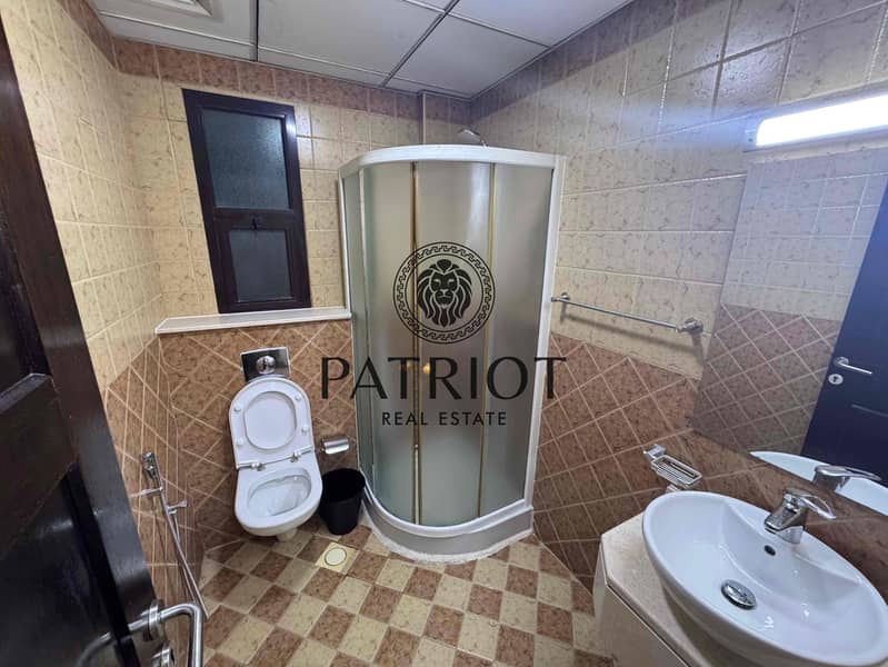 3 d11a236e-9b9b-45fc-bf5c-4982f9387a0c. jpg