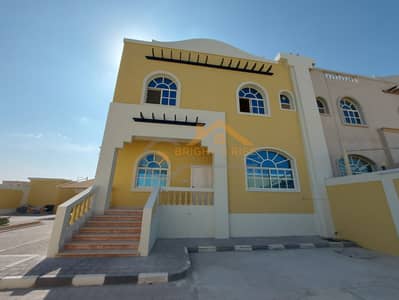فیلا 4 غرف نوم للايجار في مدينة محمد بن زايد، أبوظبي - 20250120_113321. jpg