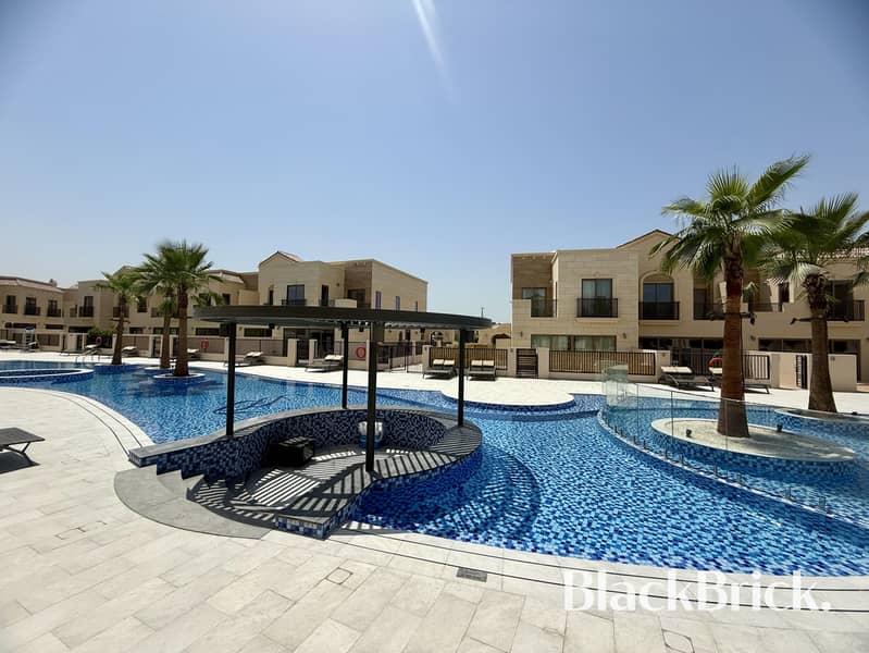 Direct Pool Access | Larger Plot | New
