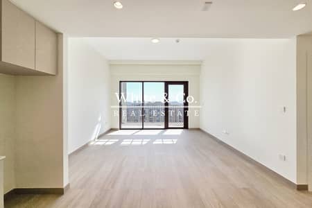 1 Bedroom Flat for Sale in Dubai Creek Harbour, Dubai - High Floor | Large Layout | Vacant