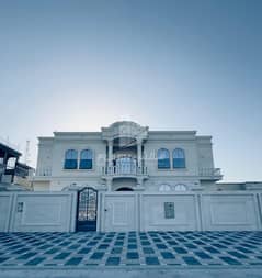 للبيع فيلا فخمة سيح العريبى