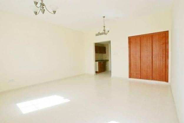 Shop for rent in greece cluster in 26K in 4 cheques