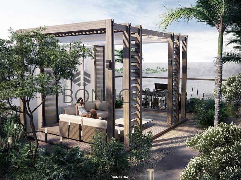 12 lofts aliya exterior 4. jpg