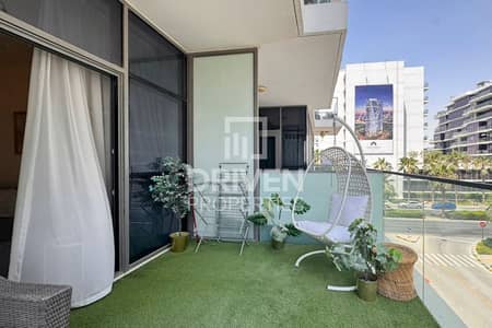 Studio for Rent in DAMAC Hills, Dubai - Large Layout | Furnished Unit | Expansive Terrace