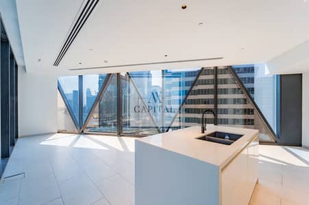 2 Bedroom Apartment for Sale in Business Bay, Dubai - Canal View | Spacious 2 Bedroom | Corner Unit