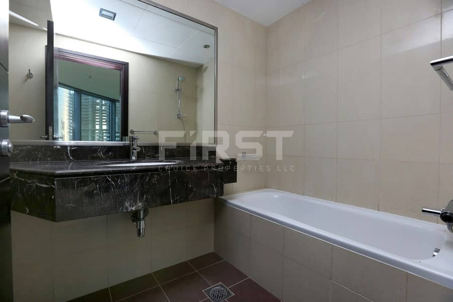 11 3 Bedroom Apartment in Sun Tower Shams Abu Dhabi Al Reem Island (10). jpg