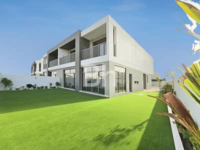 5 Bedroom Villa for Rent in Dubai South, Dubai - Single Row | Corner Unit | Landscaped