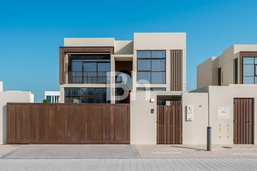 V4 Executive | Ready to Move | Large Garden V4 Executive | Ready to Move | Large Garden