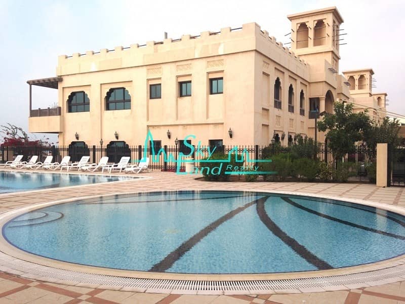 BEACH SIDE 5 BED WITH SHARED POOL GYM JUMEIRAH 3