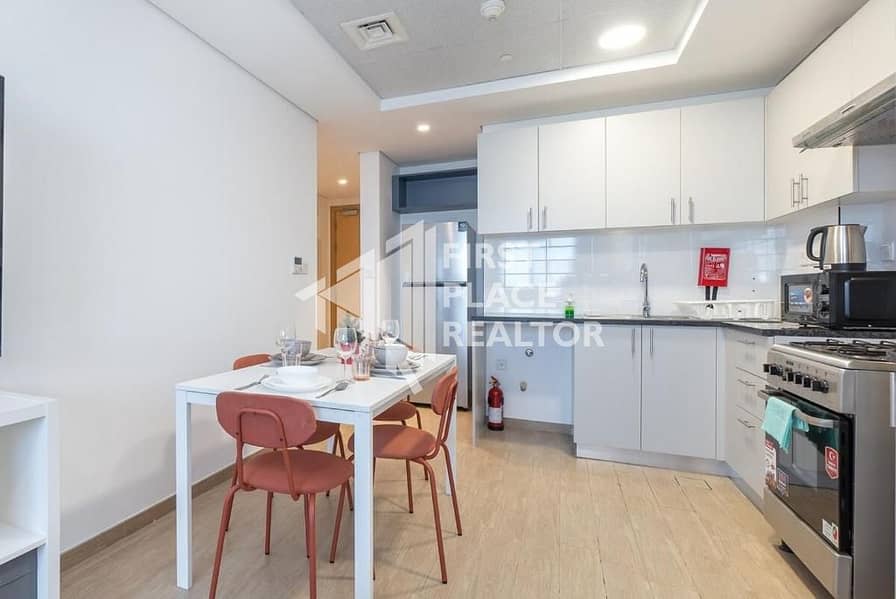 2 Kitchen (2). jpg