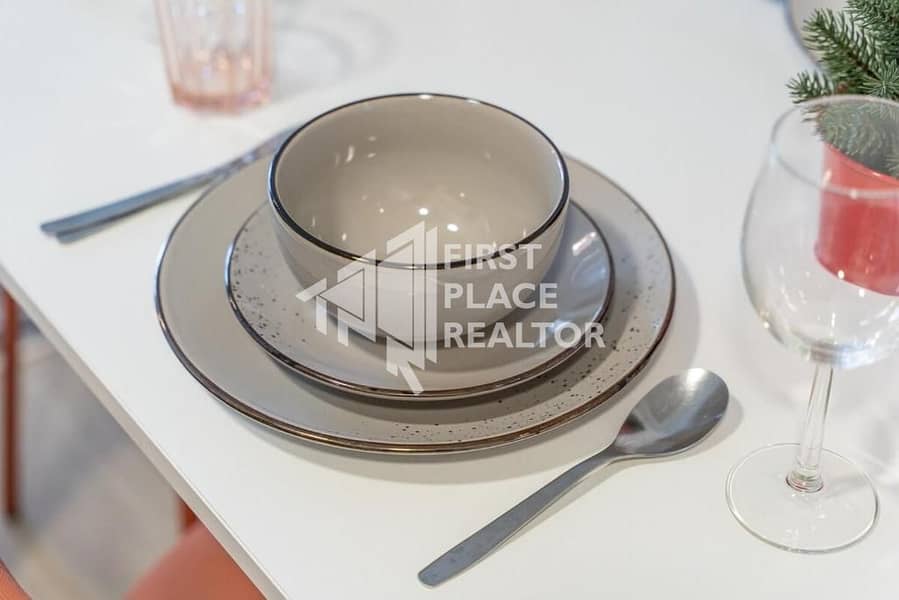 9 Table (2). jpg