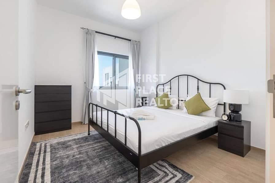 13 Bedroom. jpg