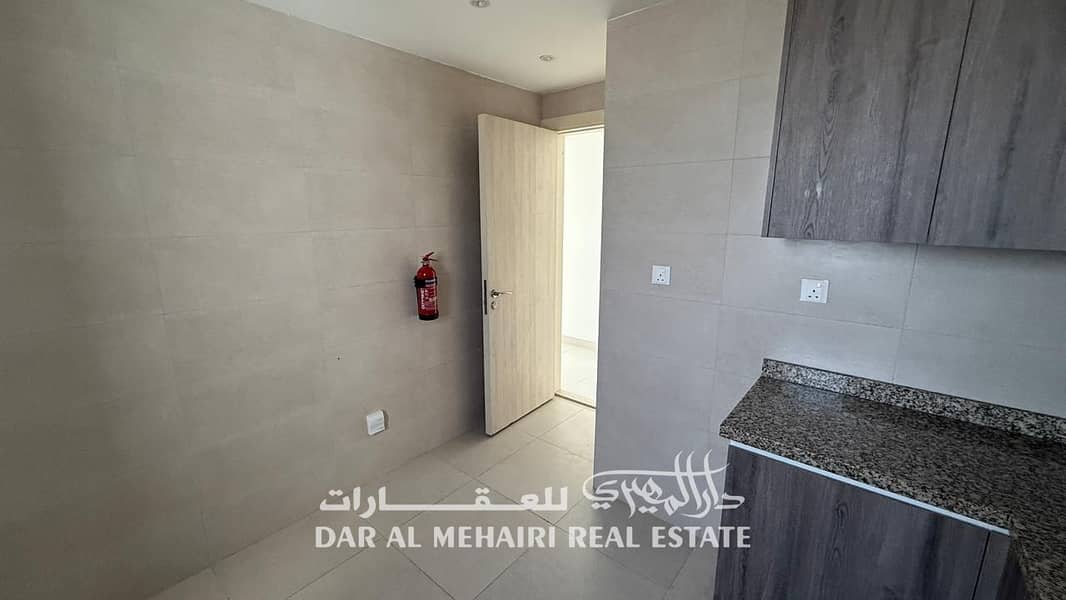6 WhatsApp Image 2025-06-19 at 16.20. 01_adcaab5e. jpg