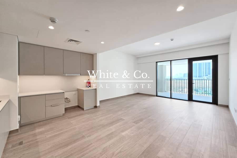 Mid Floor | Brand New | Ready To Move