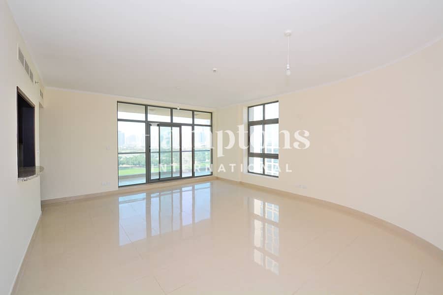 UNFURNISHED | SPACIOUS | GOLF COURSE VIEW UNFURNISHED | SPACIOUS | GOLF COURSE VIEW