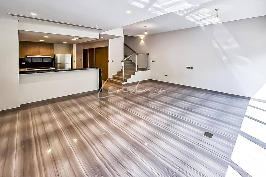 位于达马克山庄,银色温泉别墅区 4 卧室的联排别墅 240000 AED - 11973364 位于达马克山庄,银色温泉别墅区 4 卧室的联排别墅 240000 AED - 11973364
