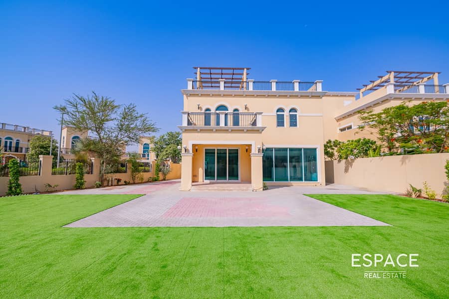 Вилла в Джумейра Парк,Дистрикт 9, 4 cпальни, 340000 AED - 11380226 Вилла в Джумейра Парк,Дистрикт 9, 4 cпальни, 340000 AED - 11380226