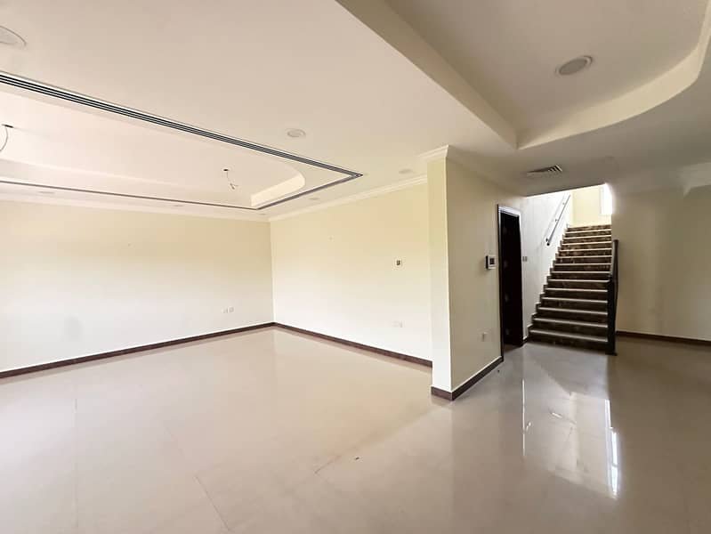 4 Independent_Villa-Private_Garden-Prime_Location-5. jpg