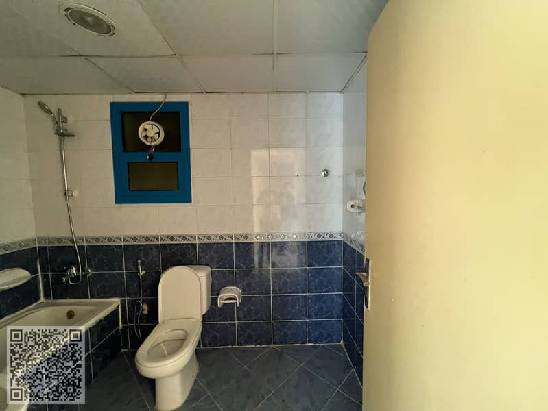 16 WhatsApp Image 2025-04-13 at 23.10. 38_d8cb13b7. jpg