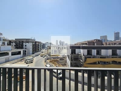 1 Bedroom Apartment for Sale in Jumeirah Village Circle (JVC), Dubai - Marina View | Largest Layout | Vacant Now