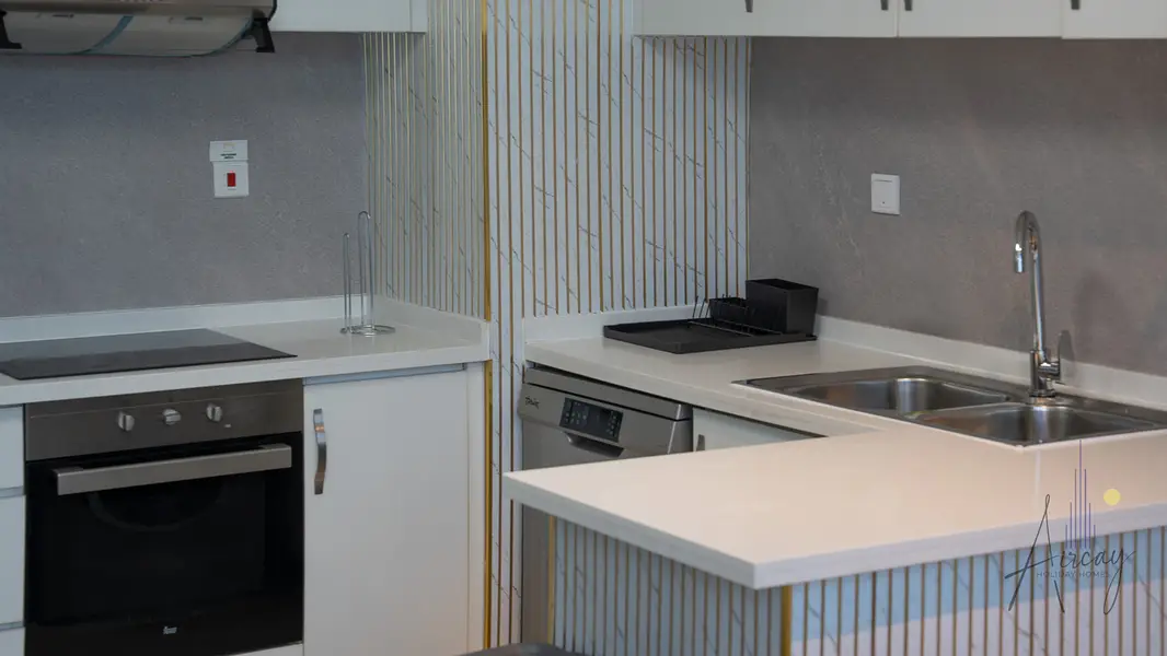 Spacious 3BR | All Bills Included | Marina Wharf 2 | Marina Views