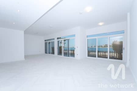 5 Bedroom Villa for Rent in Palm Jumeirah, Dubai - Must-see | Fully Upgraded | Sea View | Key With Me