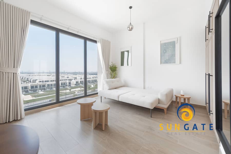 11 414 Liva, Town Square13. jpg