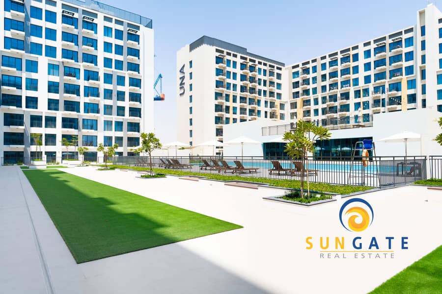 24 414 Liva, Town Square25. jpg