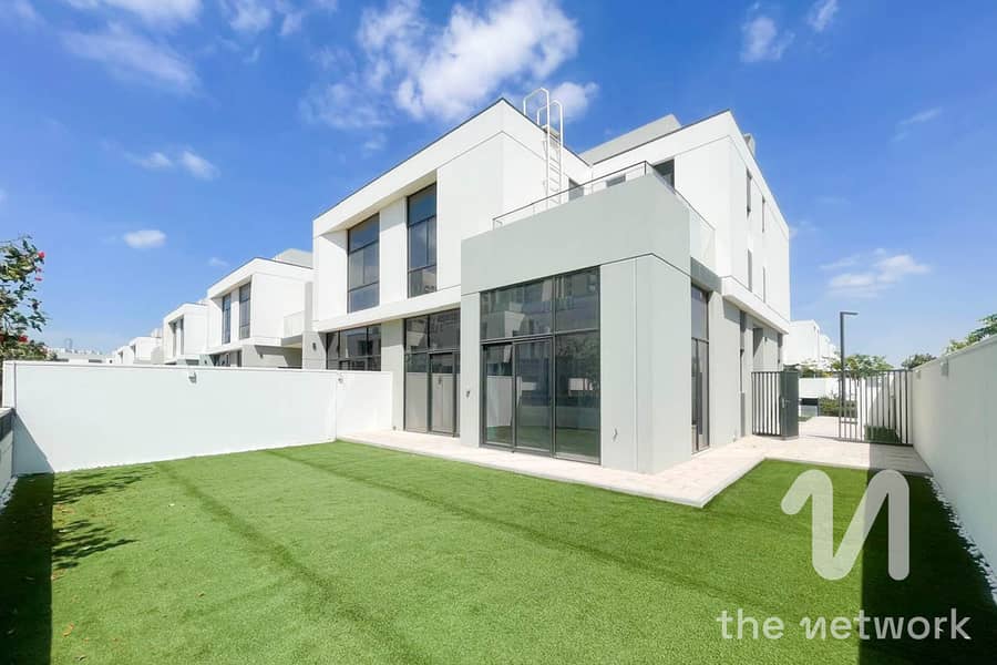 Brand New | Ready to Move-In | Corner Unit Brand New | Ready to Move-In | Corner Unit