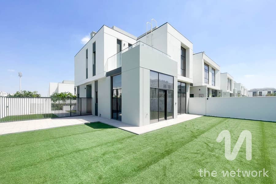 Brand New | Ready to Move-In | Corner Unit Brand New | Ready to Move-In | Corner Unit